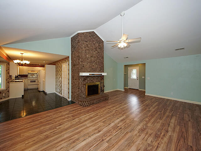 162 Tall Pines Road Ladson, SC 29456 - Photo 6 of 35 06