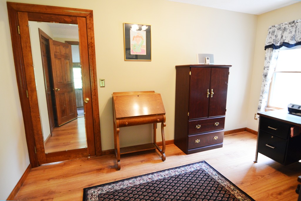 73 Castle Street Springfield, MA 01118 - Photo 20 of 30