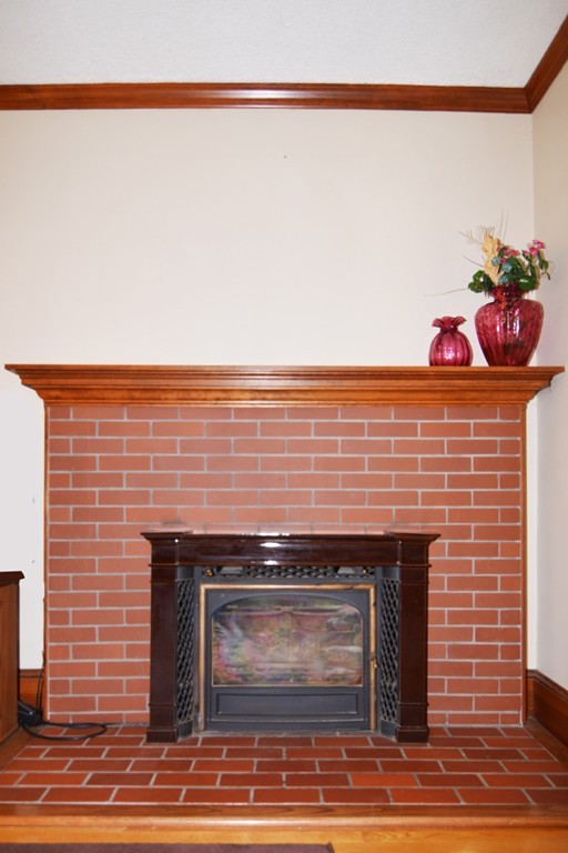 73 Castle Street Springfield, MA 01118 - Photo 6 of 30 a view of granite counter top