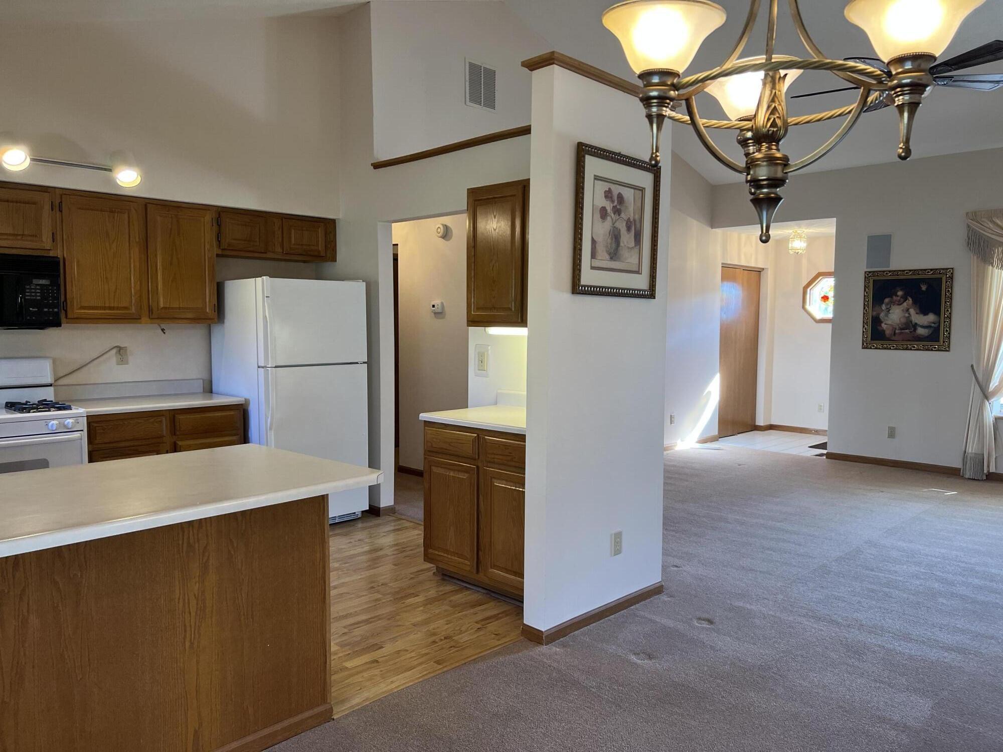 1154 Pheasant Run Springfield, OH 45503 - Photo 5 of 19 Gallery Image 5
