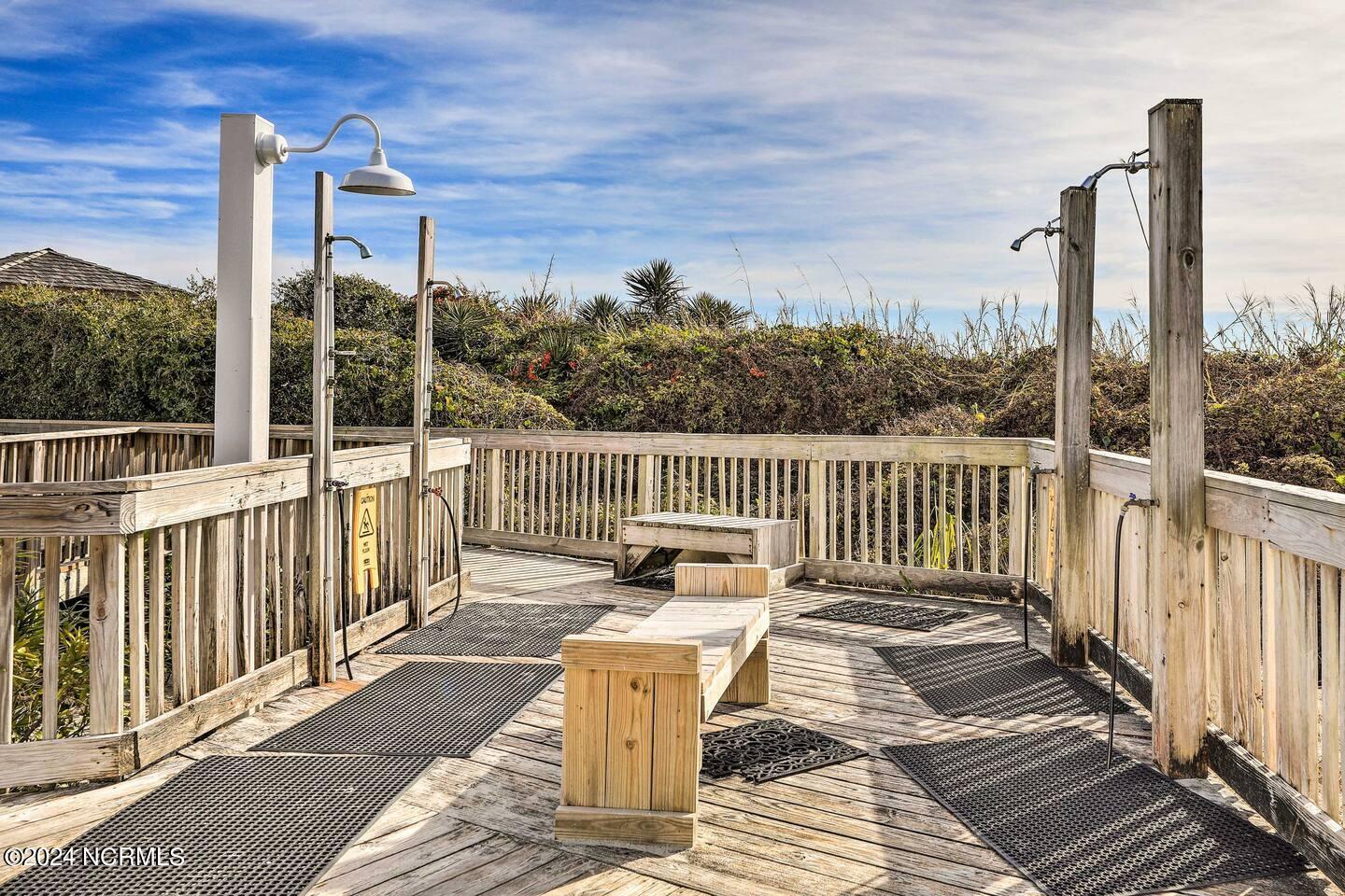 9201 Coast Guard Road, Unit G204 Emerald Isle, NC 28594 - Photo 33 of 40 outdoor showers