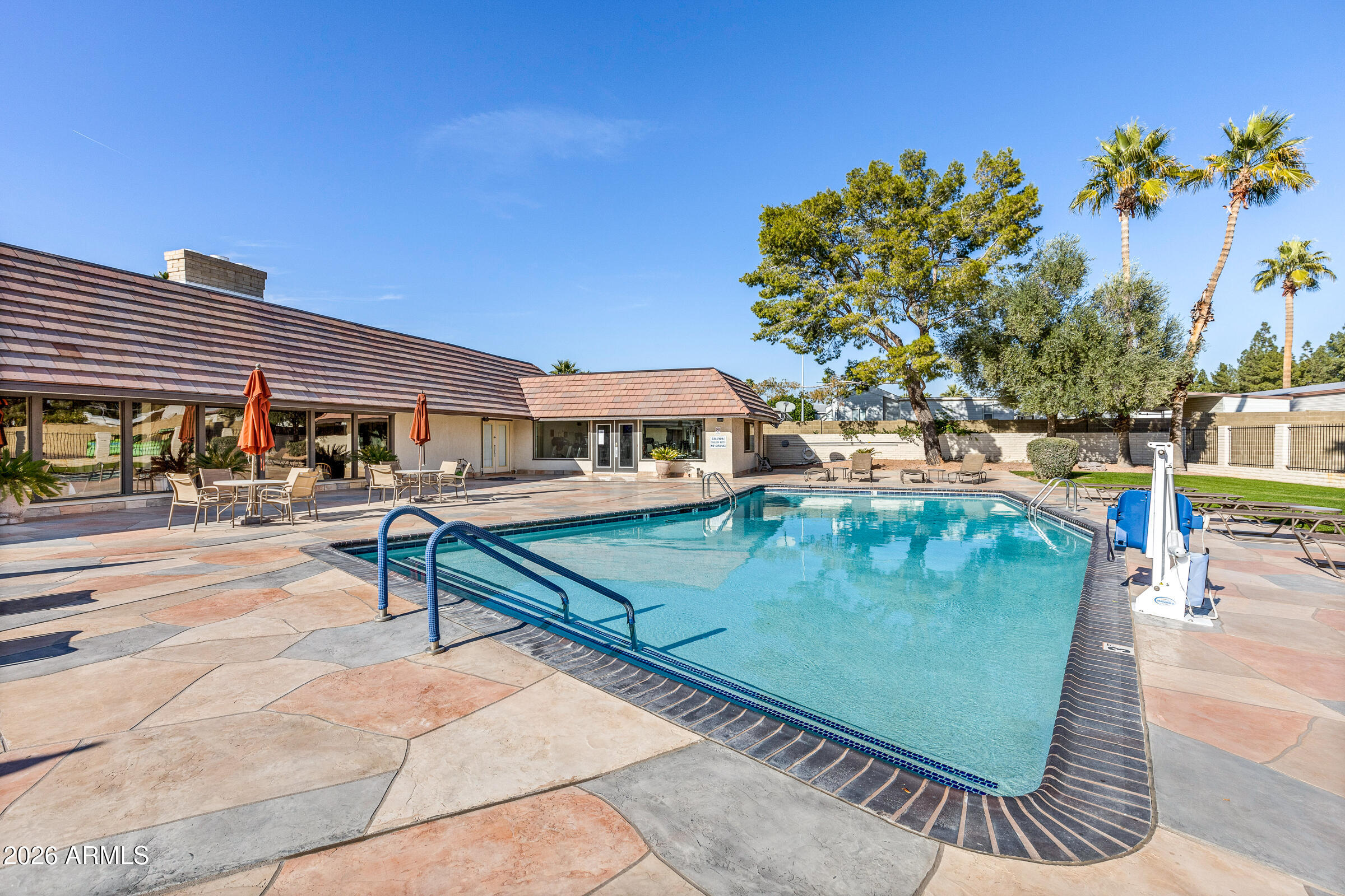 201 South Greenfield Road, Unit 211 Mesa, AZ 85206 - Photo 22 of 29 Hacienda De Valencia - Outdoor Pool
