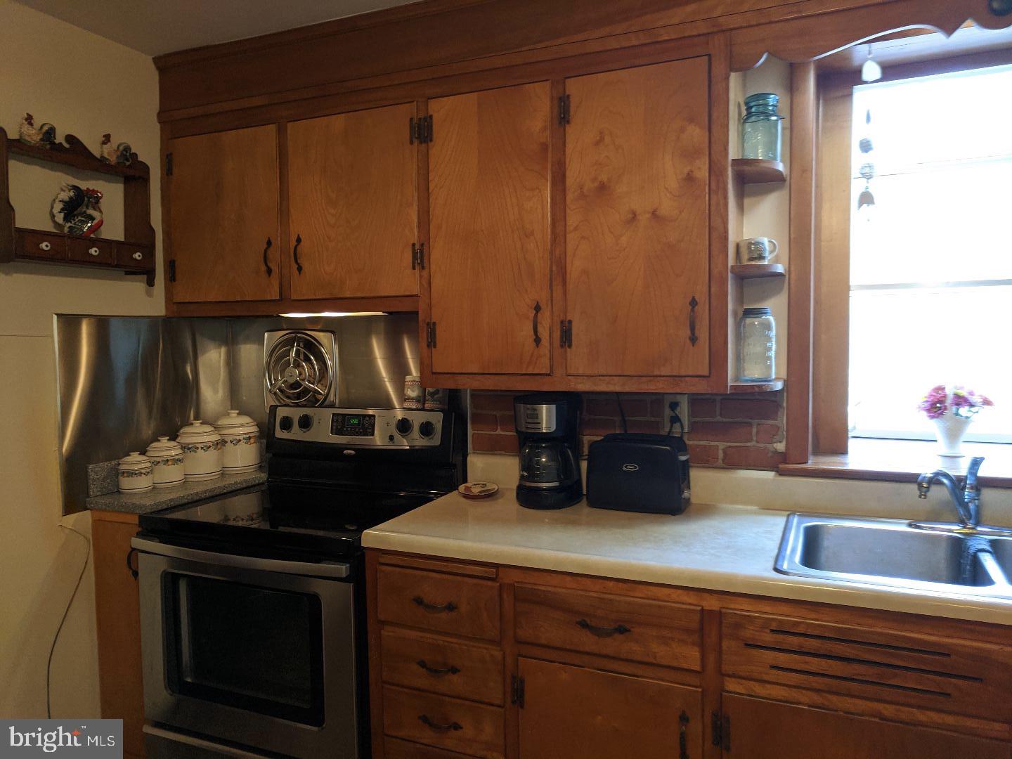 1326 Sheep Hill Road Pottstown, PA 19465 - Photo 18 of 20 Kitchen