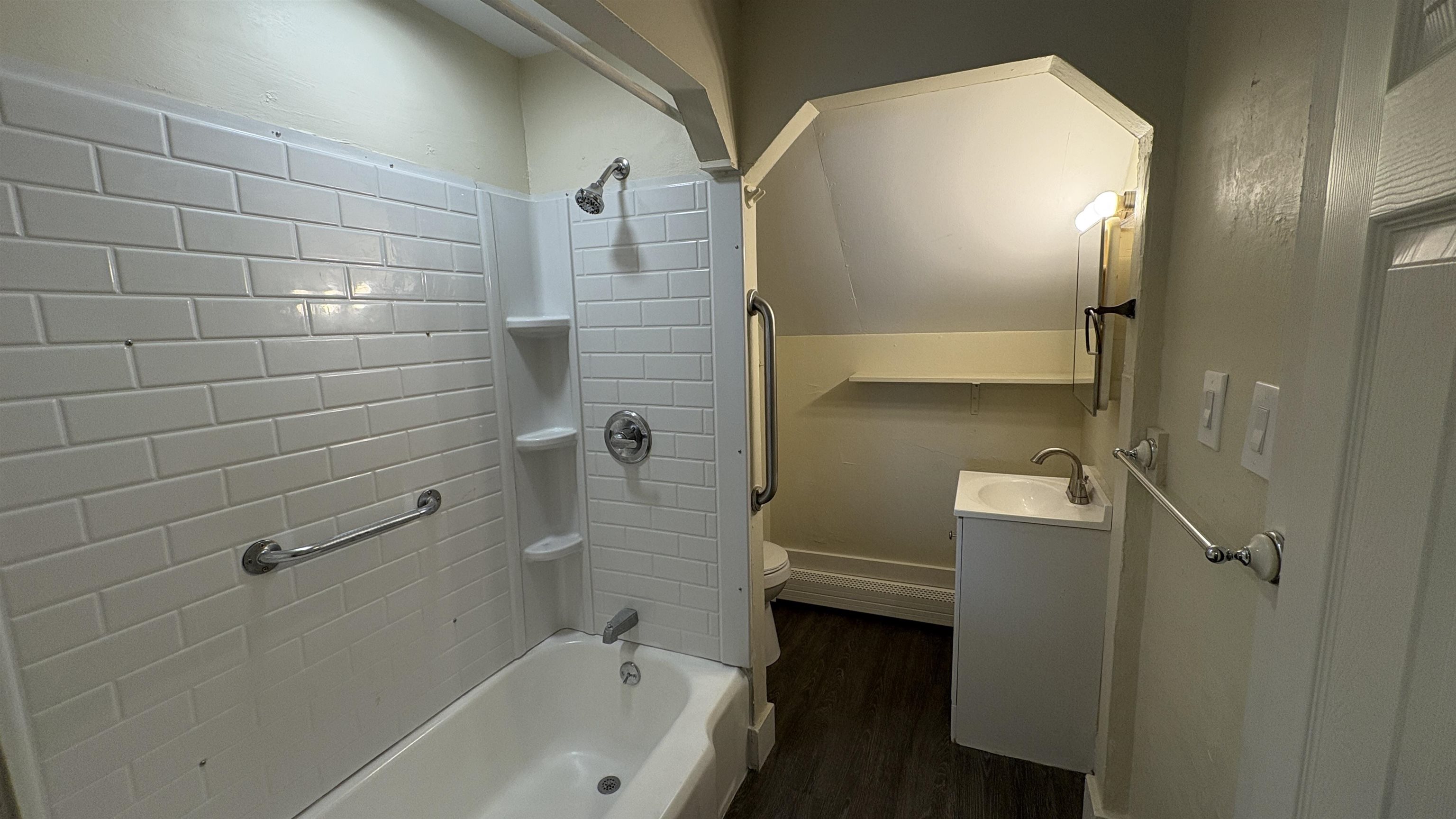 61 B Chestnut Street Rochester, NH 03867 - Photo 5 of 21