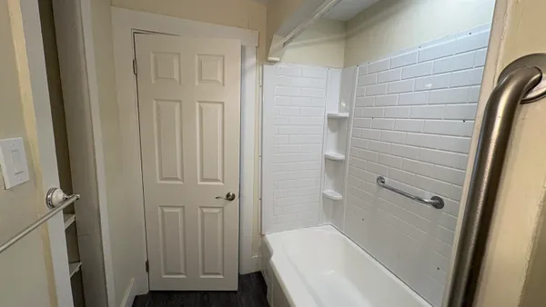 $2,499 | 61 B Chestnut Street, Rochester, NH 03867