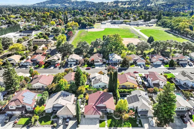 $749,999 | 524 Arlene Drive, Vacaville, CA 95688