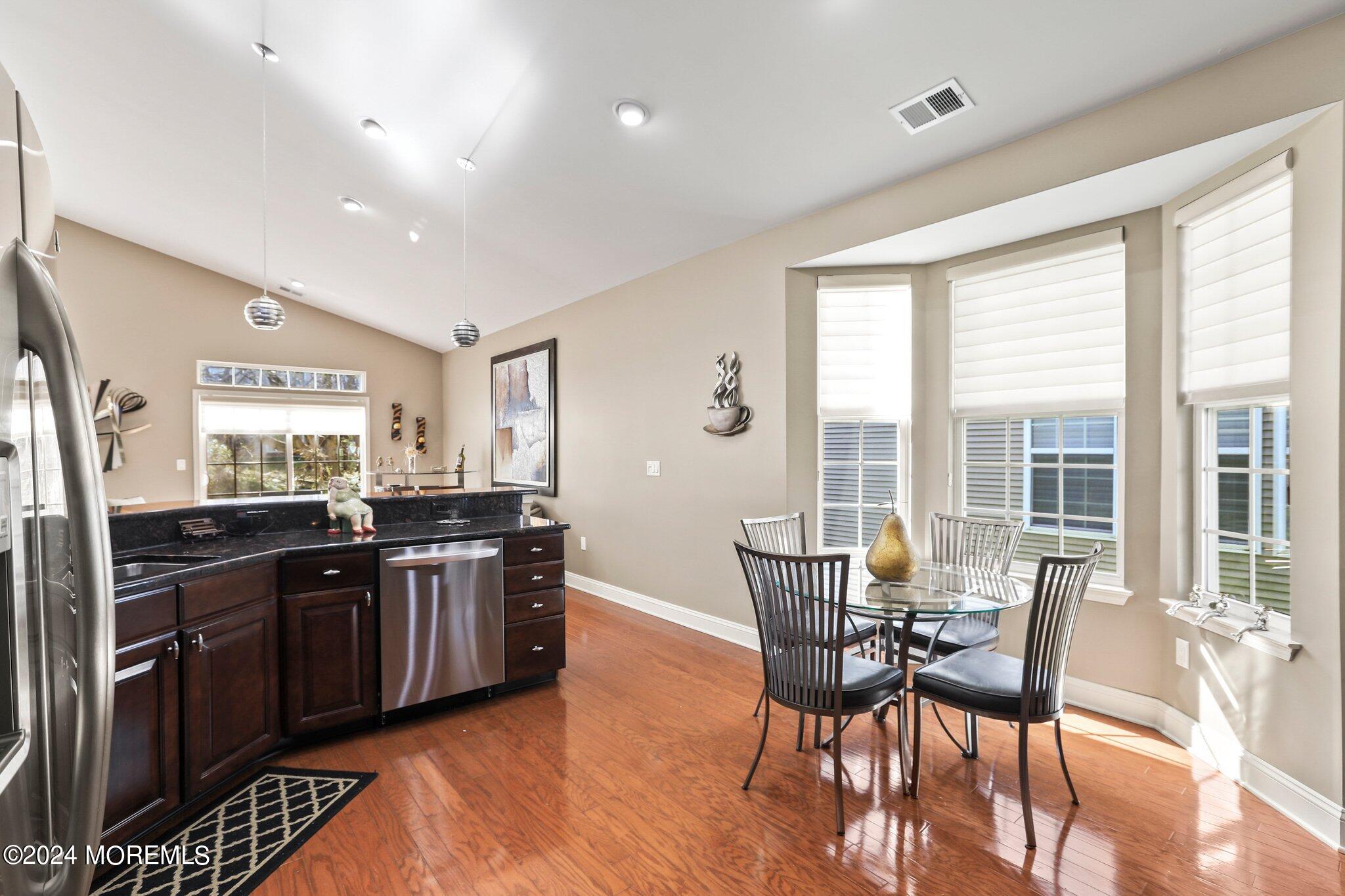 18 Percheron Road Manalapan, NJ 07726 - Photo 12 of 32 EAT IN AREA