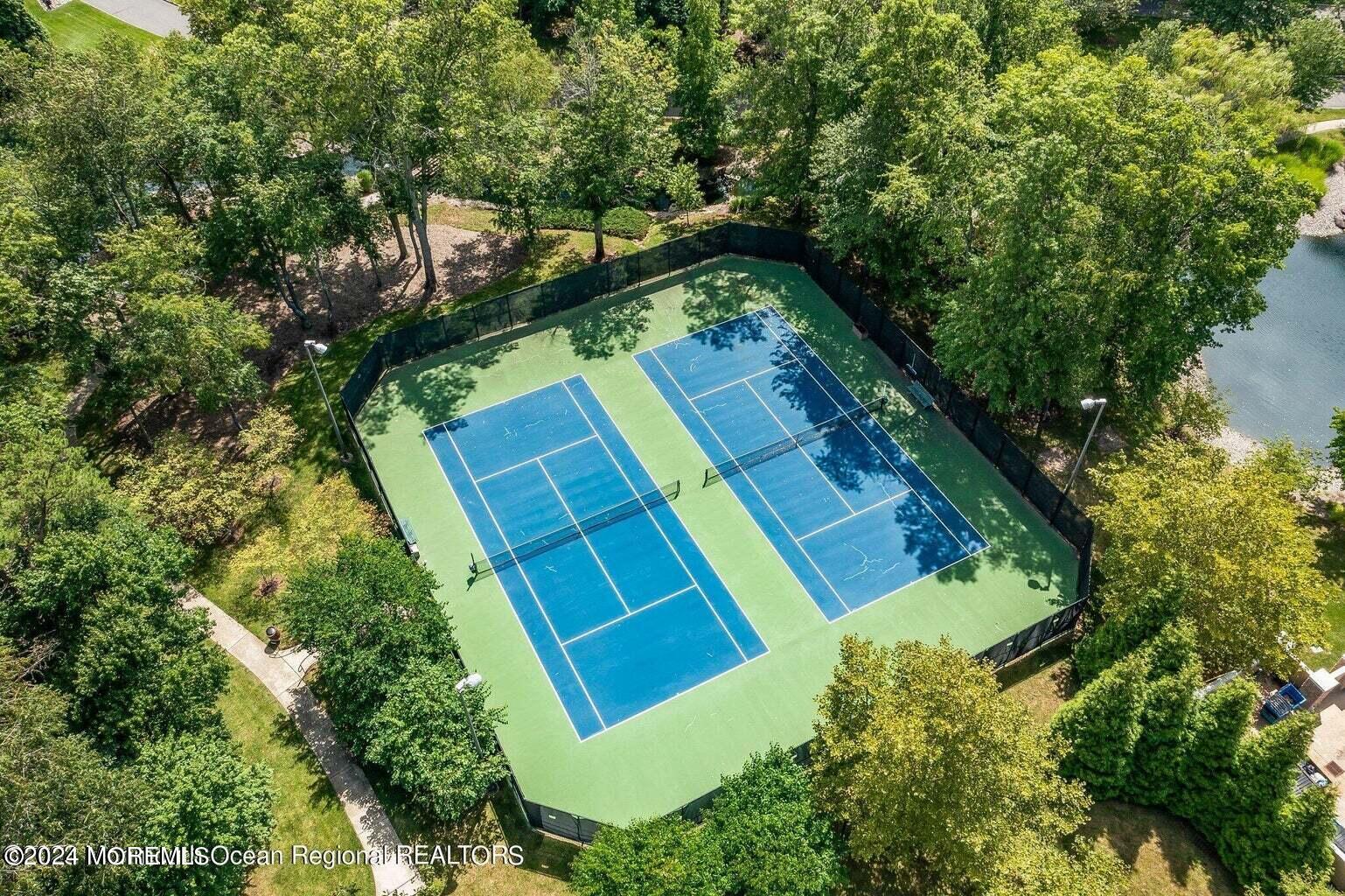 18 Percheron Road Manalapan, NJ 07726 - Photo 27 of 32 4 Seasonstennis