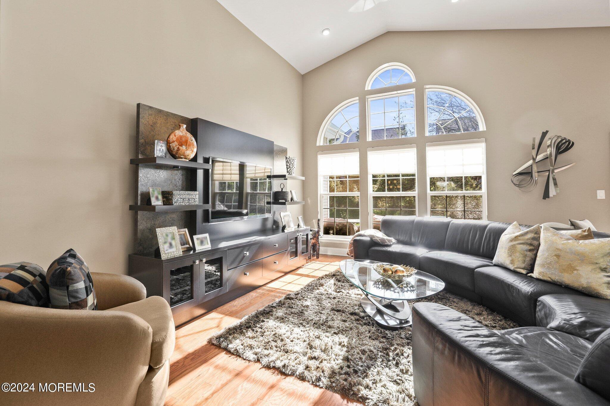 18 Percheron Road Manalapan, NJ 07726 - Photo 6 of 32 GREAT ROOM