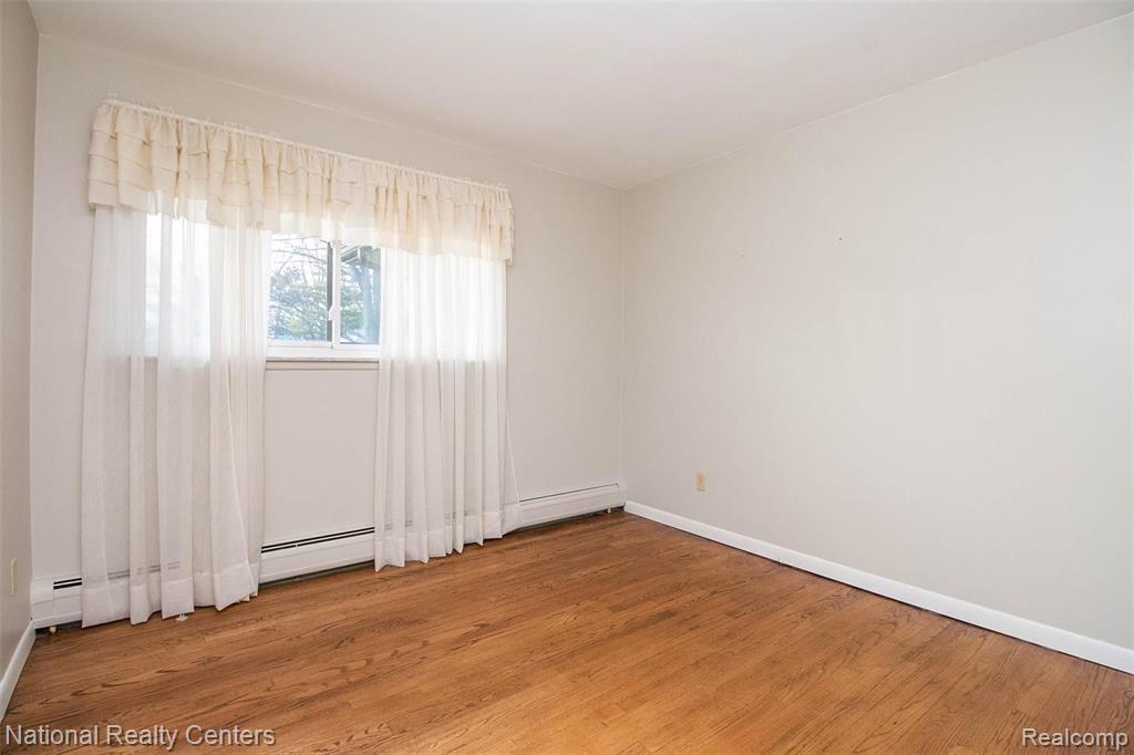 187 Old Perch Road Rochester Hills, MI 48309 - Photo 20 of 35