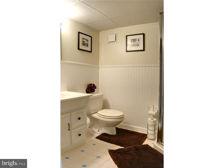 5361 Delmar Road Clifton Heights, PA 19018 - Photo 7 of 9 Bathroom