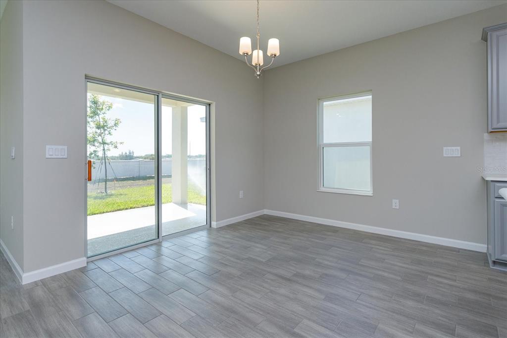 2914 Supermarine Road Tavares, FL 32778 - Photo 9 of 18 Gallery Image 9