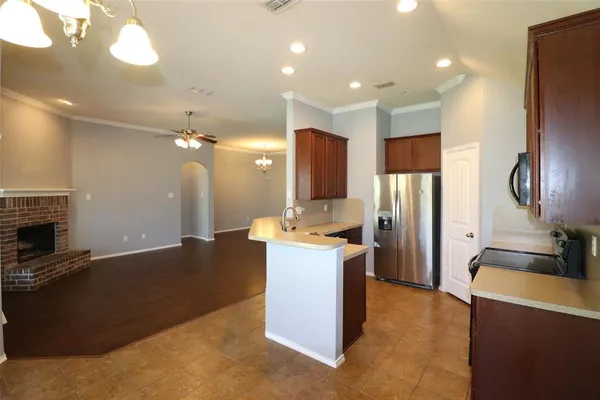 $2,280 | 416 Water Oak Street, Denton, TX 76209