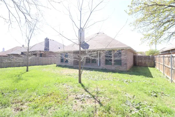 $2,280 | 416 Water Oak Street, Denton, TX 76209