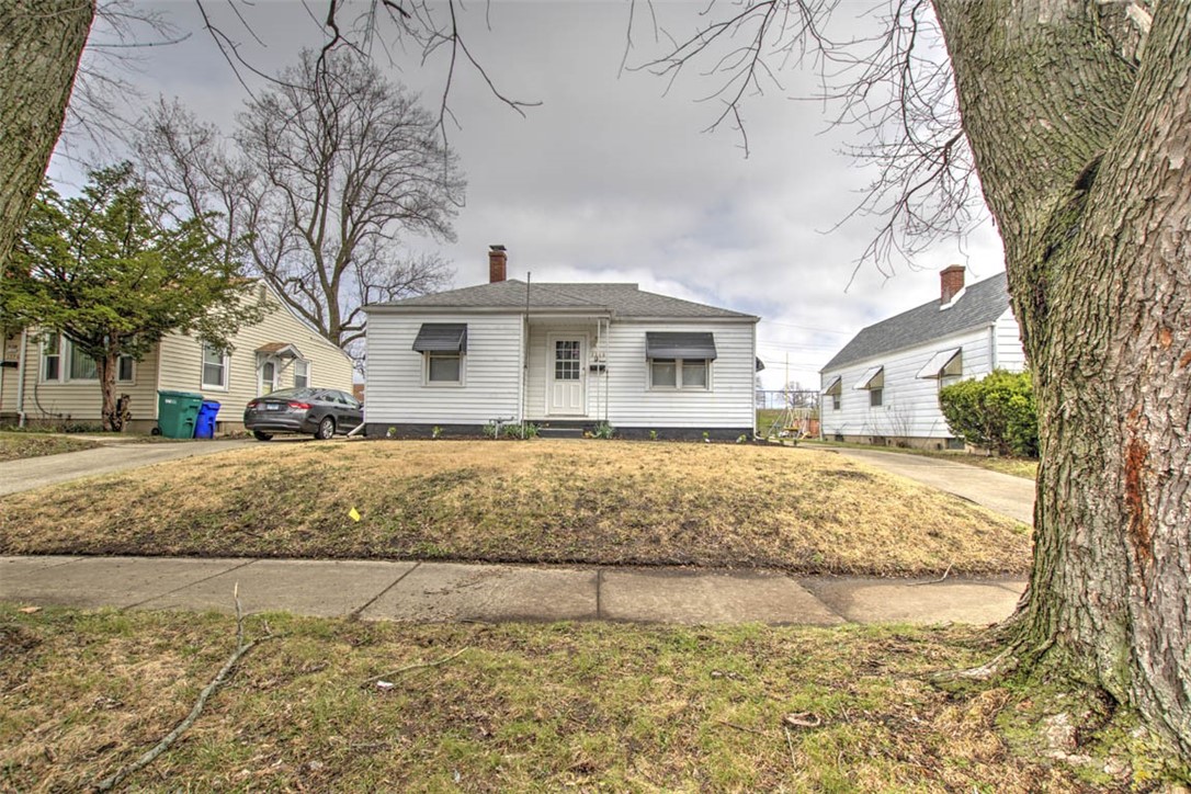 1368 West Marietta Street Decatur, IL 62522 - Photo 6 of 24