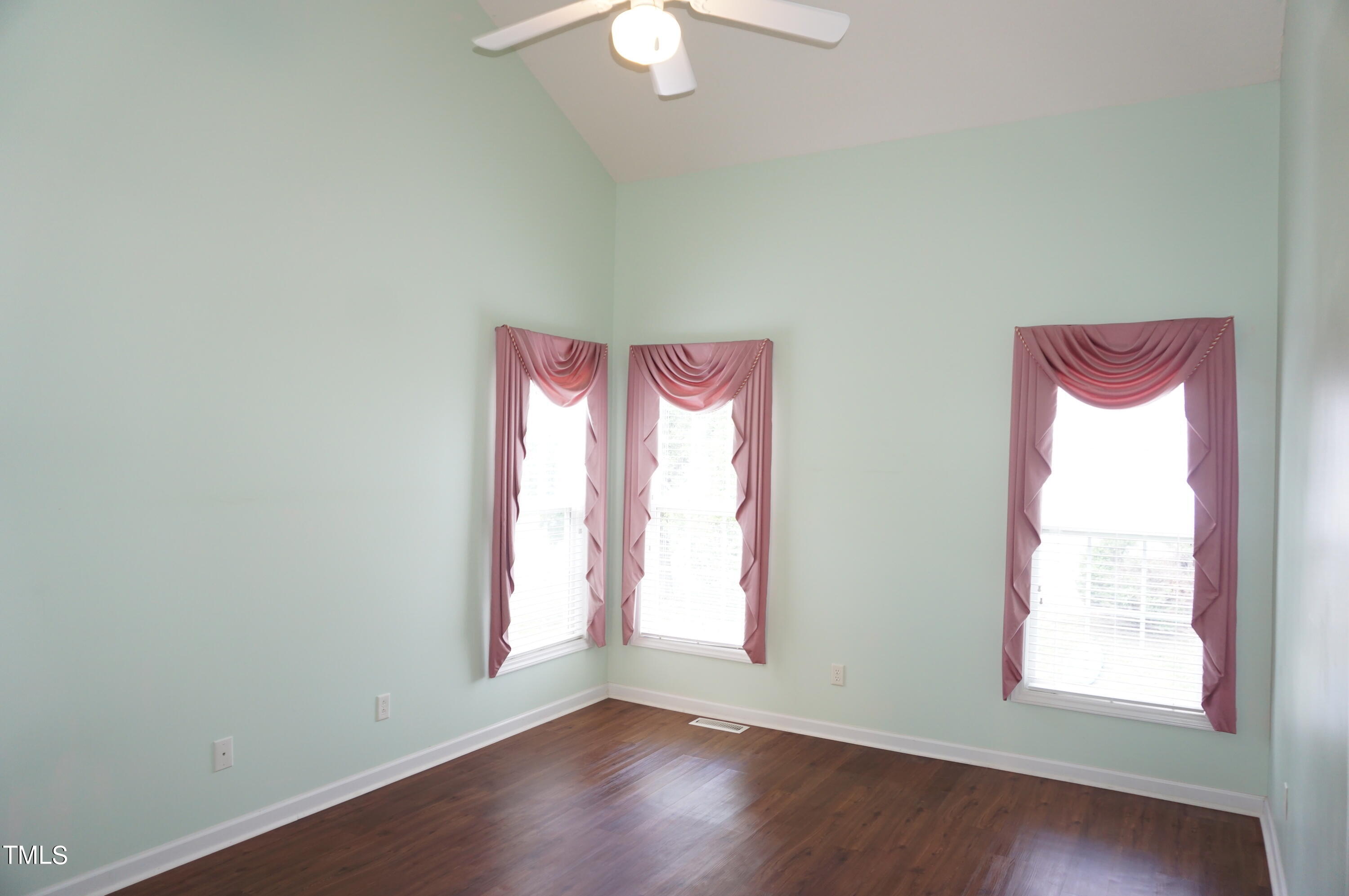 5308 Antebellum Road Raleigh, NC 27606 - Photo 29 of 52 DSC05222