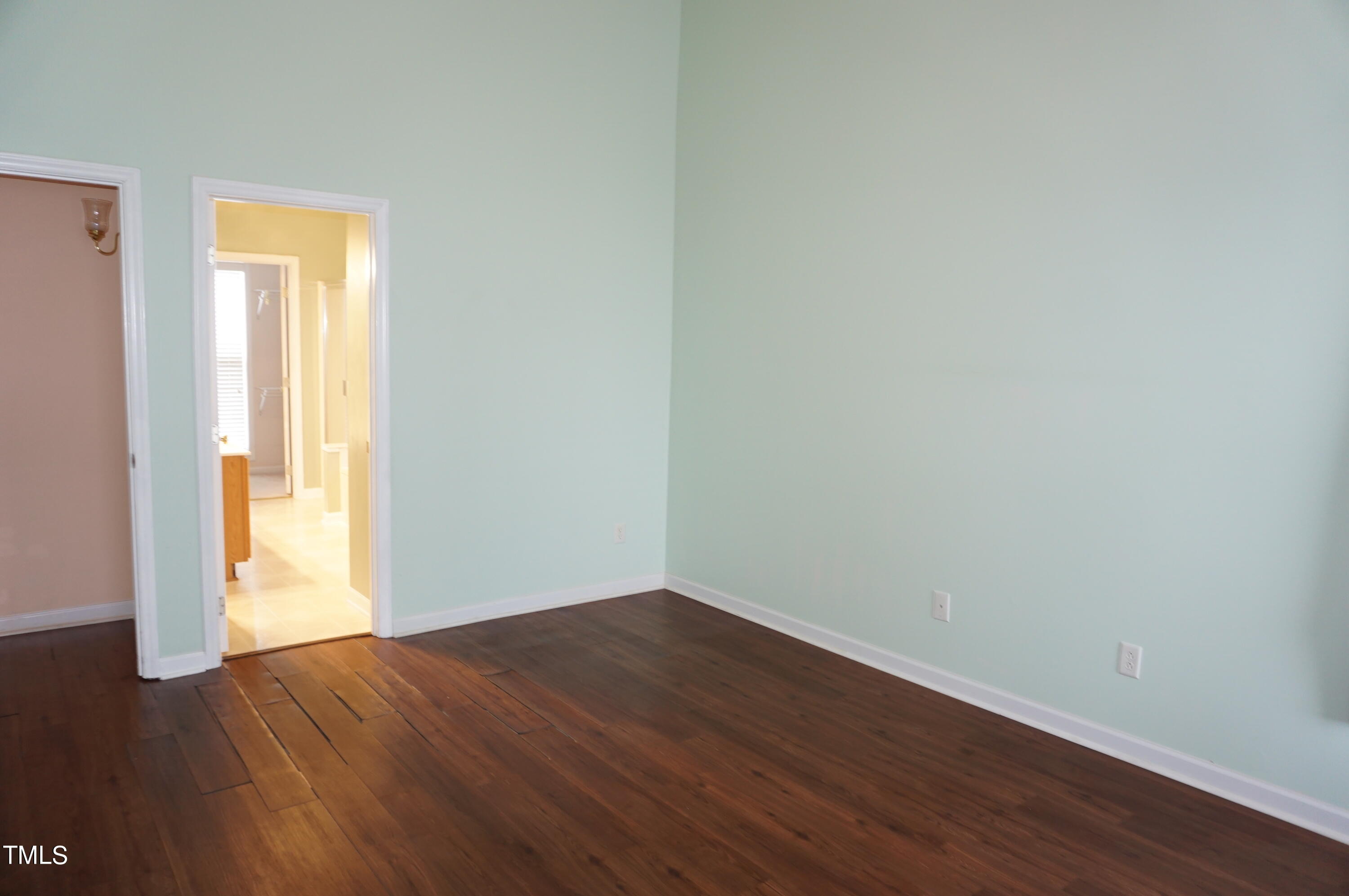 5308 Antebellum Road Raleigh, NC 27606 - Photo 30 of 52 DSC05223