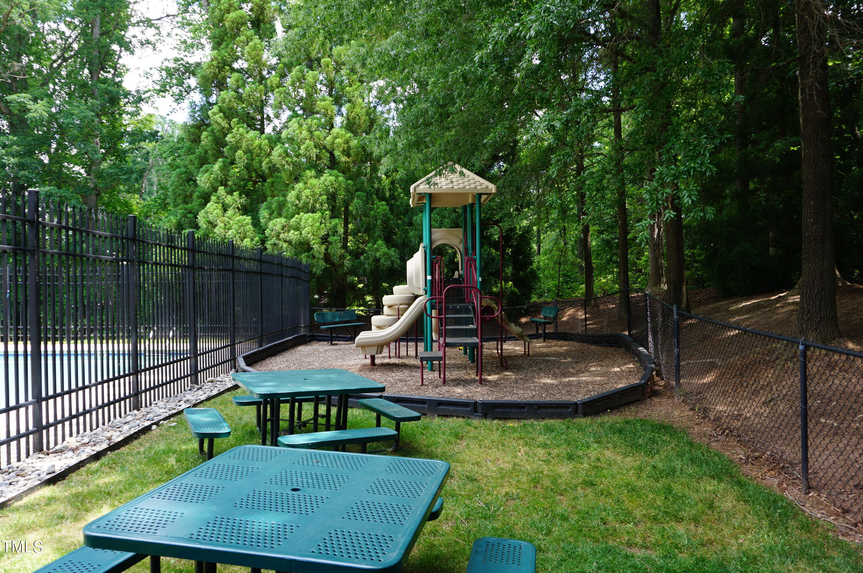 5308 Antebellum Road Raleigh, NC 27606 - Photo 49 of 52 DSC05304