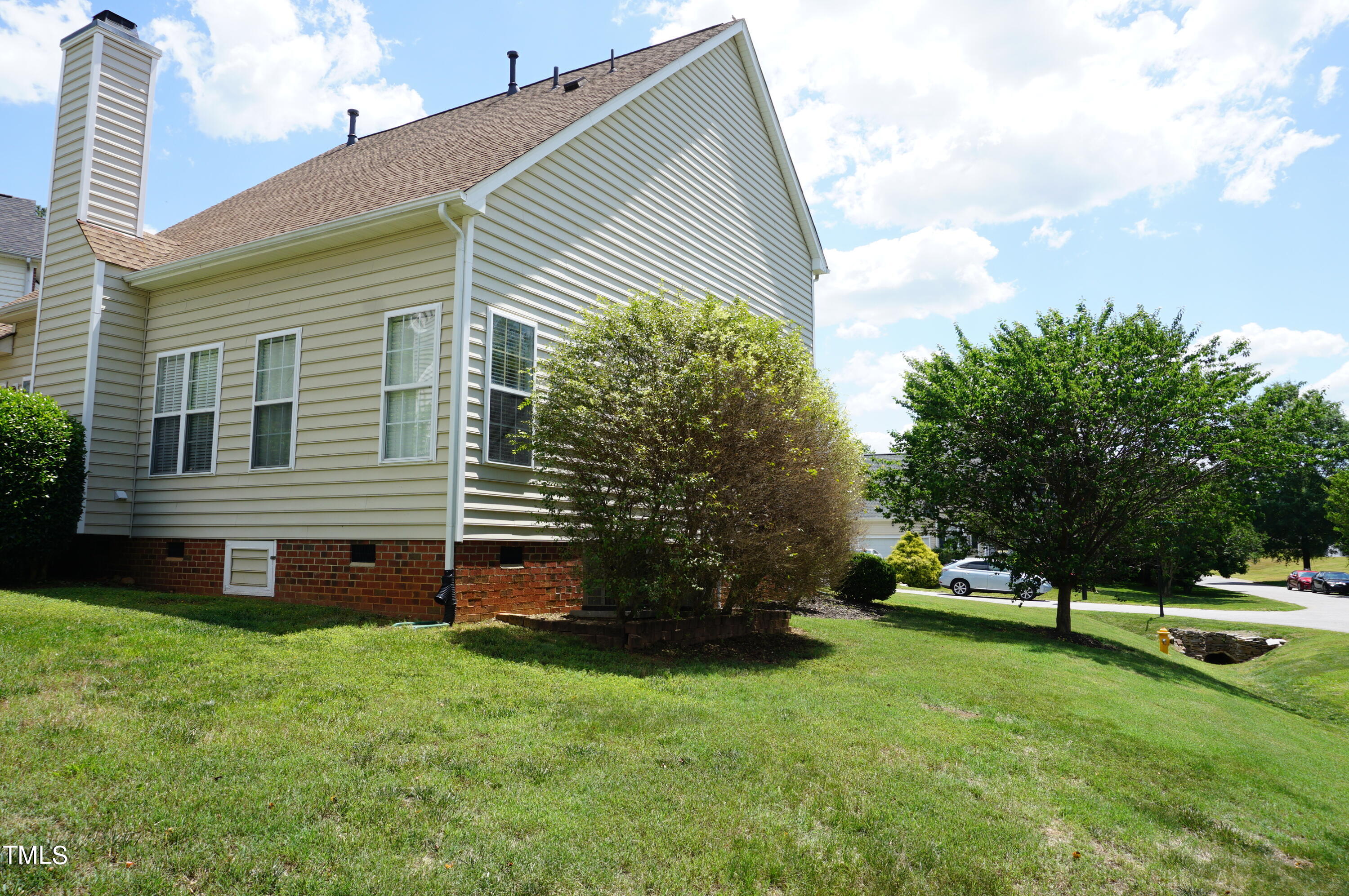 5308 Antebellum Road Raleigh, NC 27606 - Photo 10 of 52 DSC05293