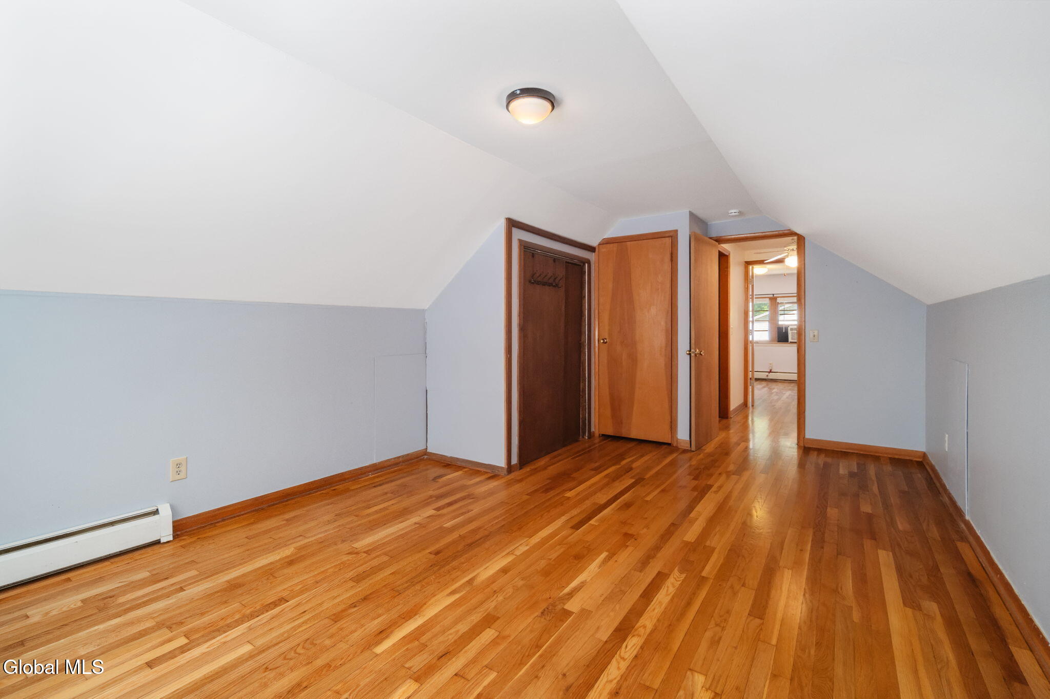 19 New Castle Road Halfmoon, NY 12065 - Photo 18 of 28 31-19NewcastleRd_31