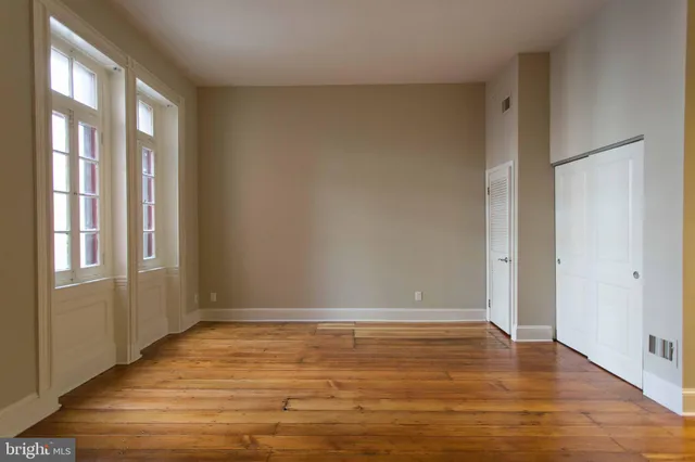 $1,945 | 727 Spruce Street, Unit 1B, Philadelphia, PA 19106