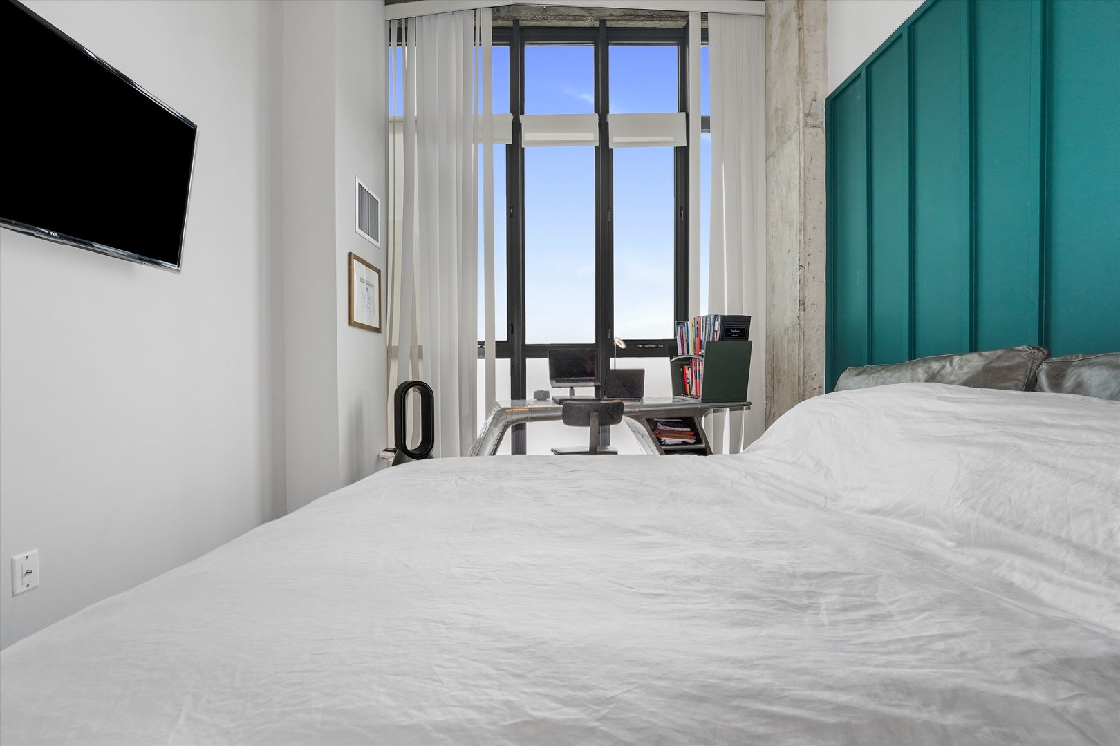 321 South Sangamon Street, Unit 902 Chicago, IL 60607 - Photo 9 of 18