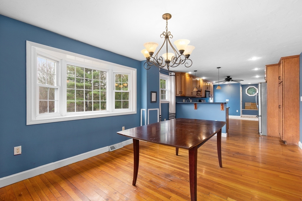 43 Apollo Road Whitman, MA 02382 - Photo 5 of 20