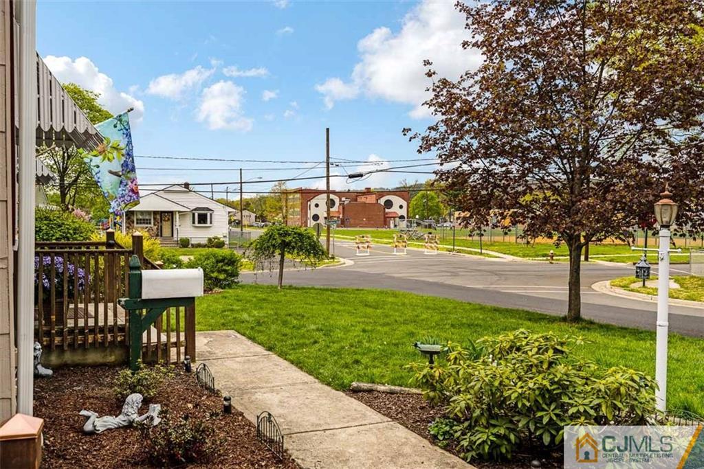 310 Howard Avenue Middlesex, NJ 08846 - Photo 25 of 25 a view of a park with welcome board