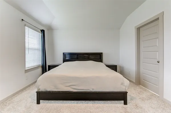 $2,400 | 403 Rain Water Lane, Baytown, TX 77523