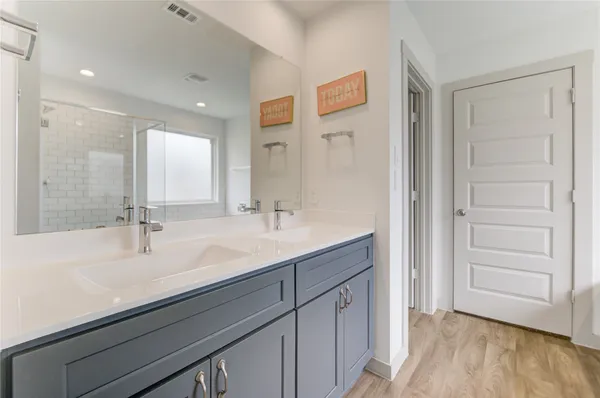 $2,400 | 403 Rain Water Lane, Baytown, TX 77523