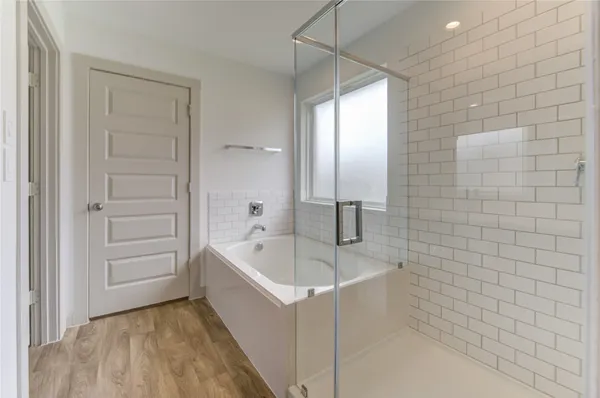 $2,400 | 403 Rain Water Lane, Baytown, TX 77523