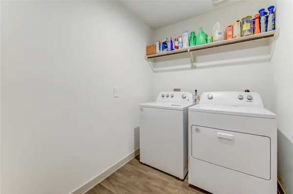 $2,400 | 403 Rain Water Lane, Baytown, TX 77523