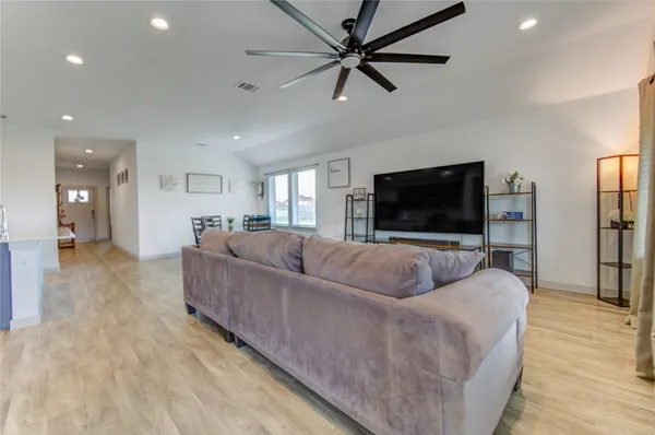 $2,400 | 403 Rain Water Lane, Baytown, TX 77523