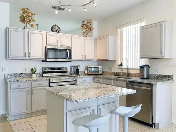 $2,800 | 13653 Tetherline Trail, Orlando, FL 32837