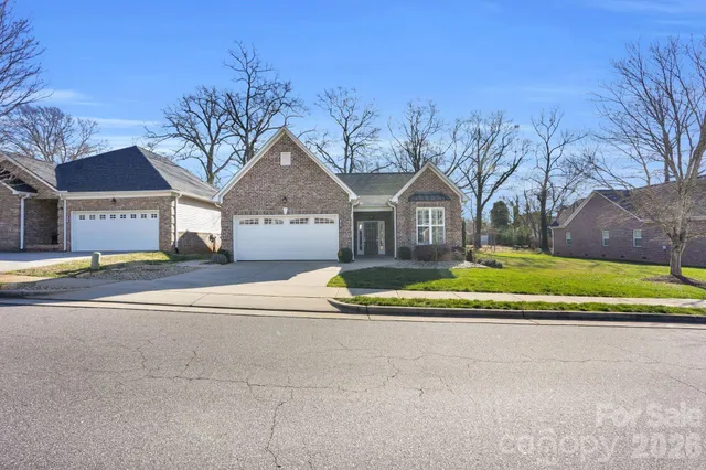 $315,000 | 105 Sweet Oaks Lane, Statesville, NC 28677