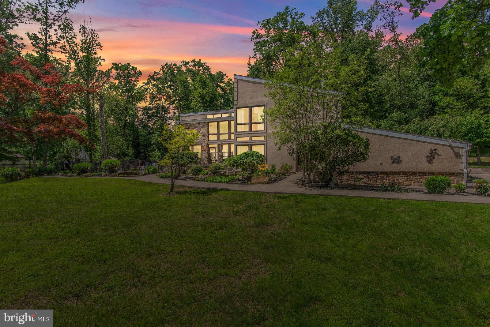 2500 Edge Hill Road Willow Grove, PA 19090 - Photo 2 of 110