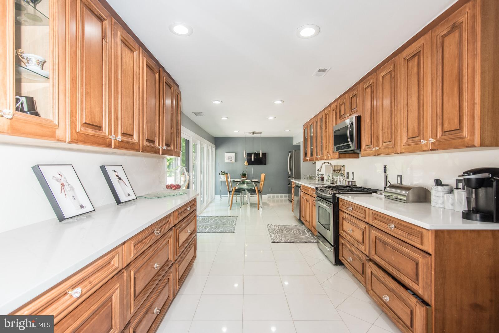 2500 Edge Hill Road Willow Grove, PA 19090 - Photo 29 of 110