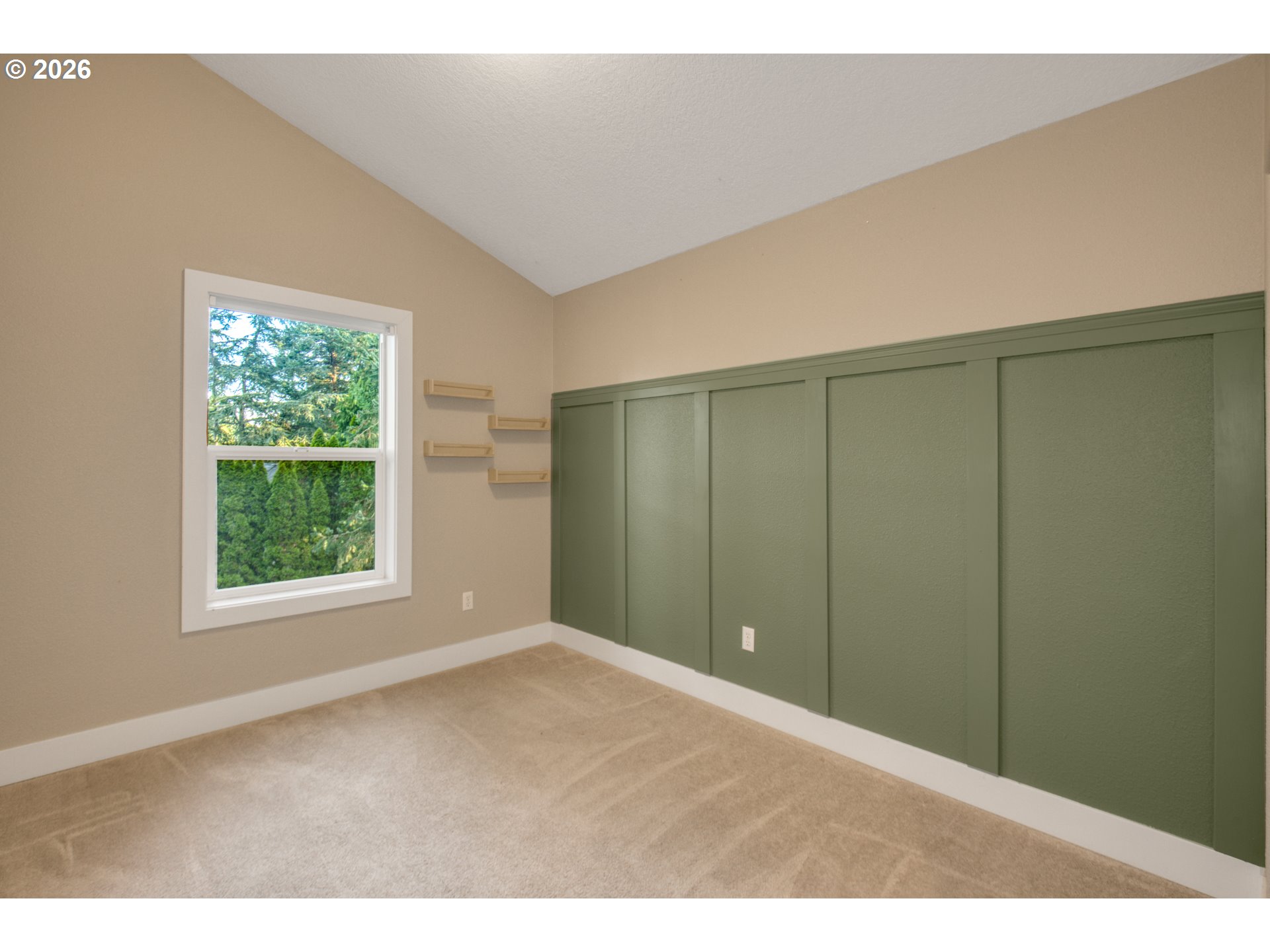 9530 Southwest Lodestone Drive Beaverton, OR 97007 - Photo 13 of 20