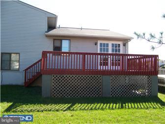 76 Valley Forge Road New Castle, DE 19720 - Photo 8 of 8 Exterior Back
