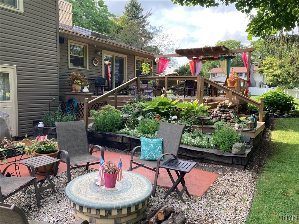 629 Deerfield Drive Oneida, NY 13421 - Photo 12 of 46