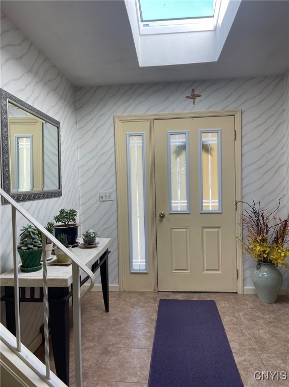 629 Deerfield Drive Oneida, NY 13421 - Photo 14 of 46 Skylight!