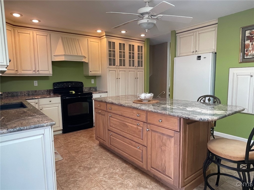 629 Deerfield Drive Oneida, NY 13421 - Photo 21 of 46