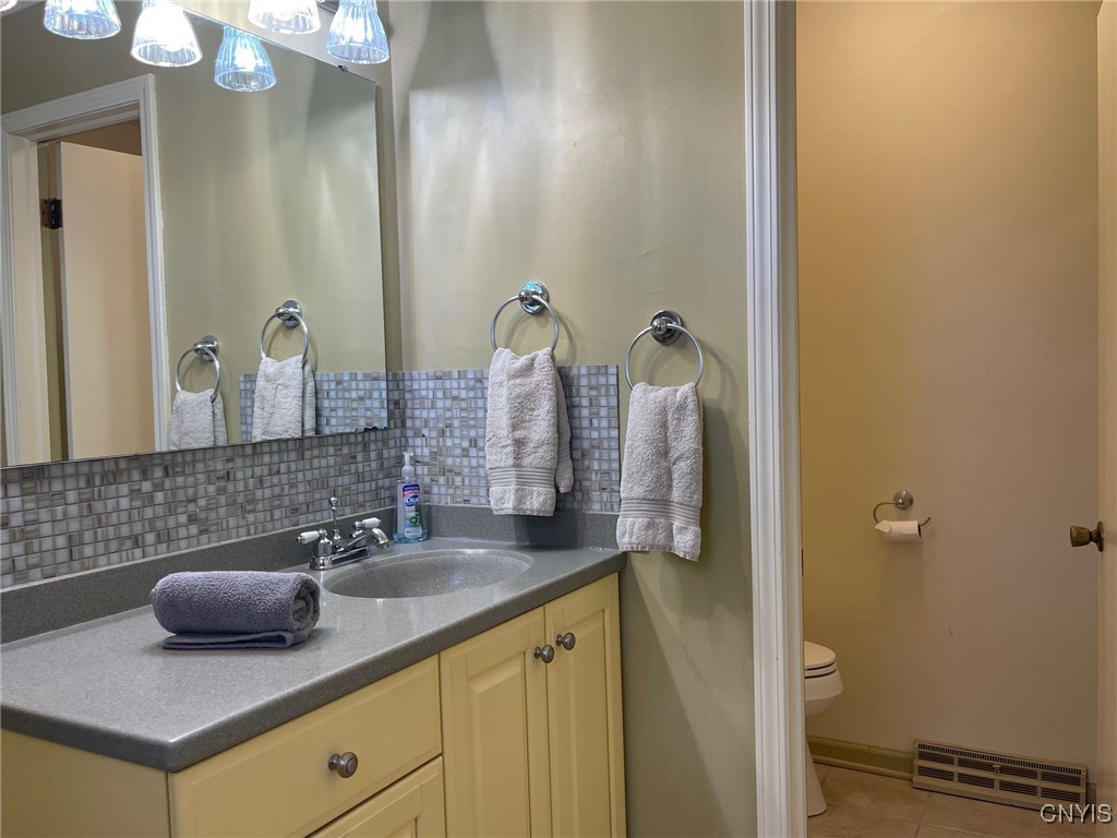 629 Deerfield Drive Oneida, NY 13421 - Photo 31 of 46 Primary bath