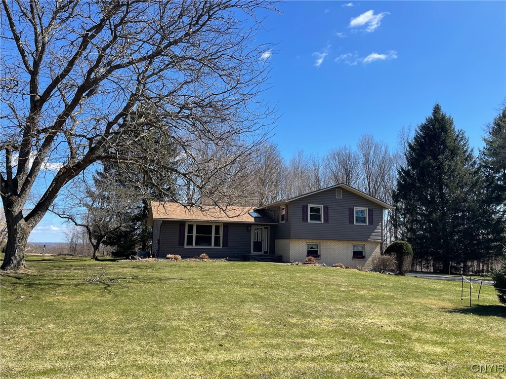 629 Deerfield Drive Oneida, NY 13421 - Photo 8 of 46