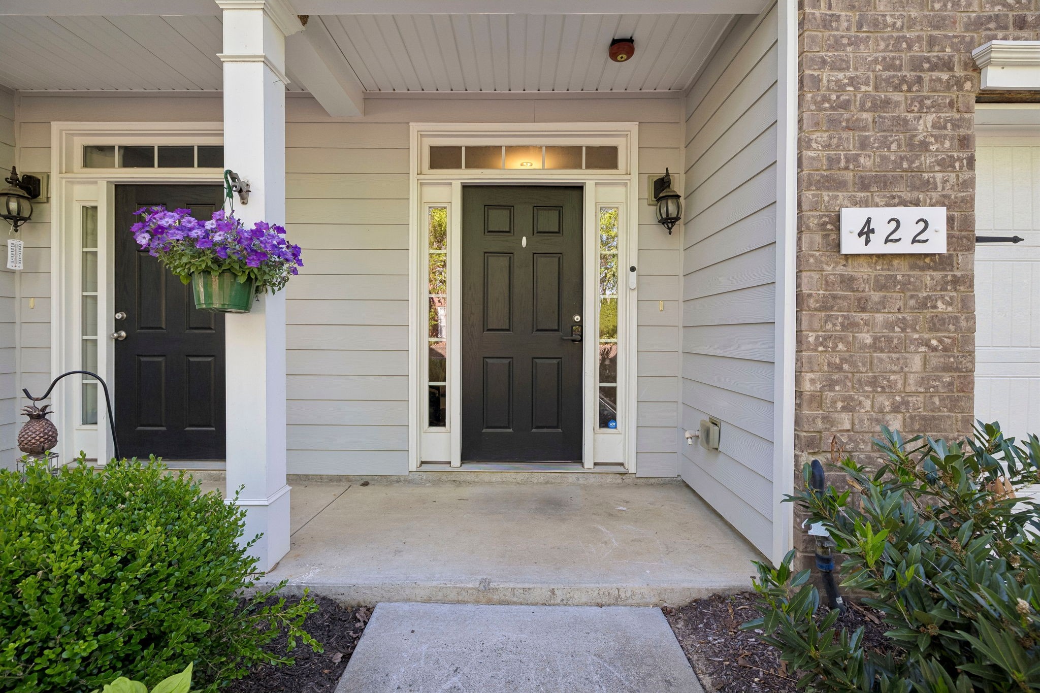 422 Manor Row Pleasant View, TN 37146 - Photo 2 of 31