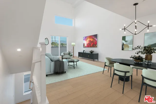 $870,000 | 11220 Victory Boulevard, North Hollywood, CA 91606