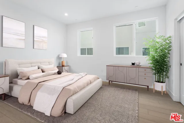 $870,000 | 11220 Victory Boulevard, North Hollywood, CA 91606