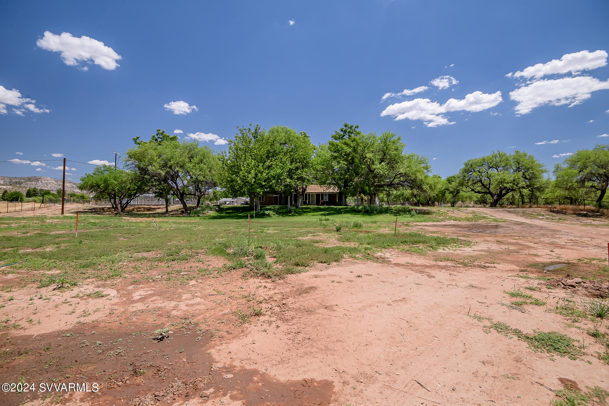 463 East Cocktail Trail Camp Verde, AZ 86322 - Photo 41 of 61 a view of a golf course with a house