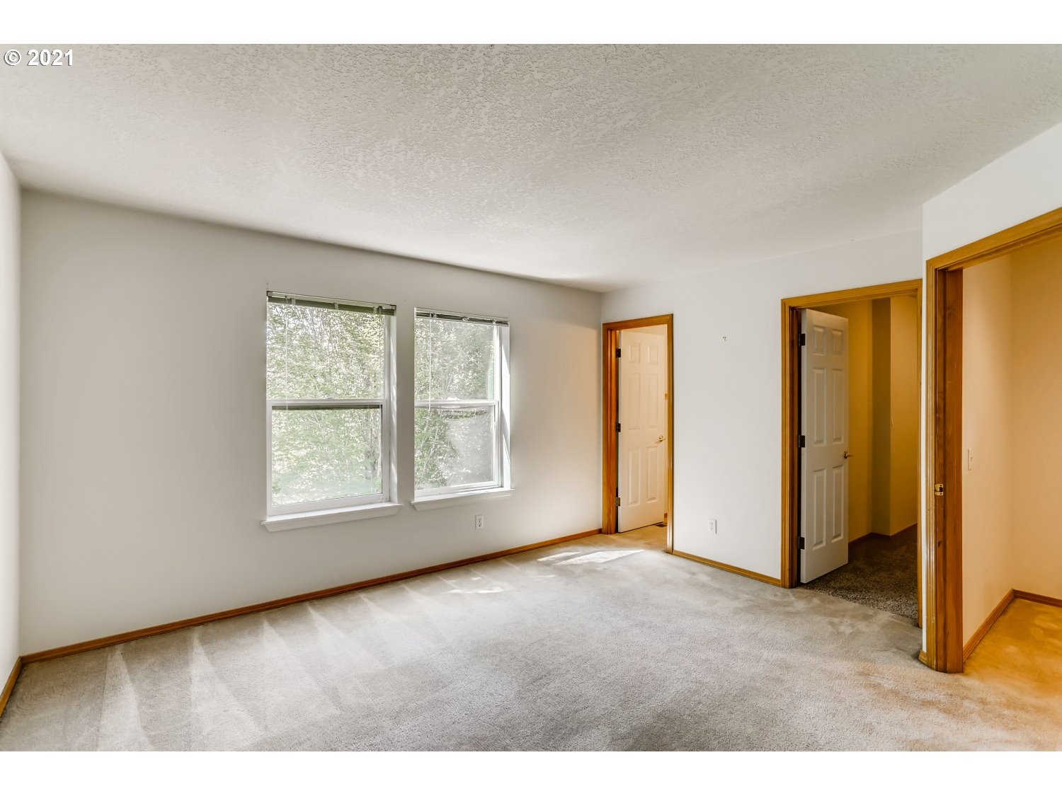 12977 Southwest Mayview Way Portland, OR 97223 - Photo 16 of 30 Gallery Image 16
