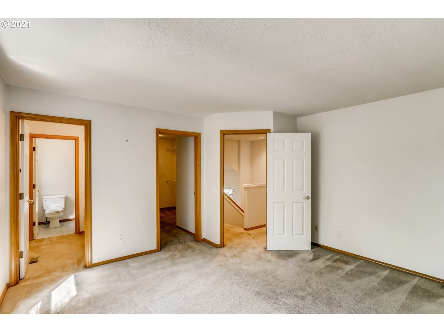 12977 Southwest Mayview Way Portland, OR 97223 - Photo 17 of 30 Gallery Image 17